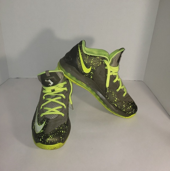 Lebron 11's pack - Picture 4 of 9